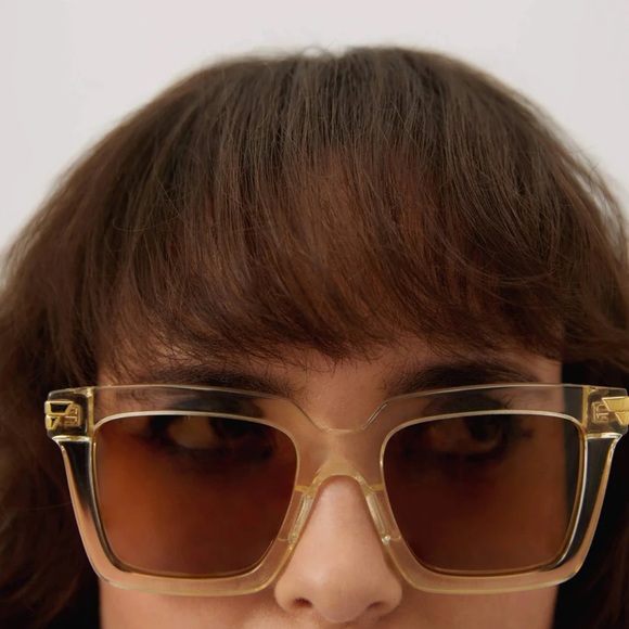 Bottega Veneta BV1122S 003 New Transparent Yellow/Grey Women's Sunglasses - Picture 12 of 13